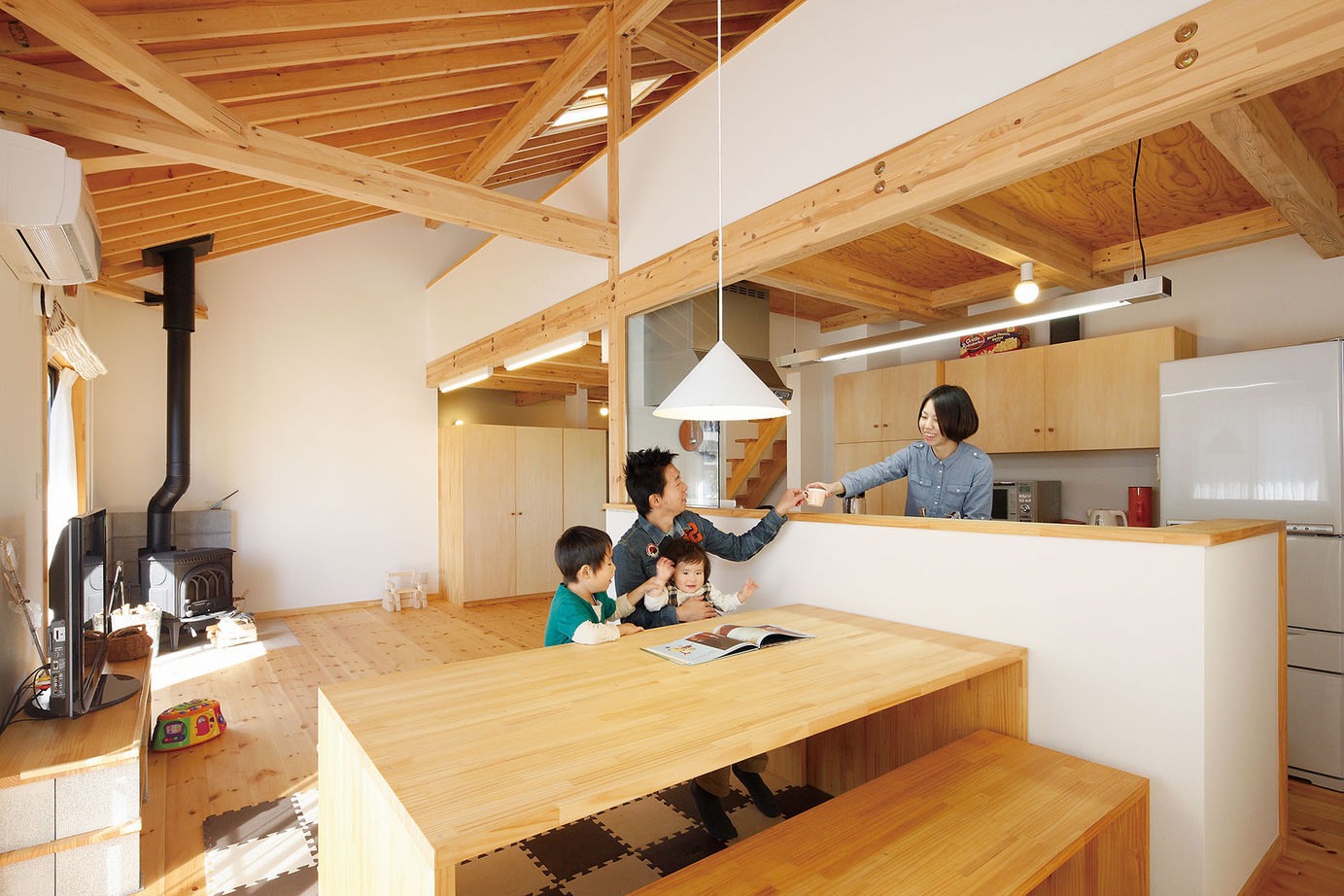 BAUHOUSE -住まい設計工房バウハウス- 【34坪/間取り図/平屋】片流れ屋根が美しく田園風景に映える家の建築実例画像3