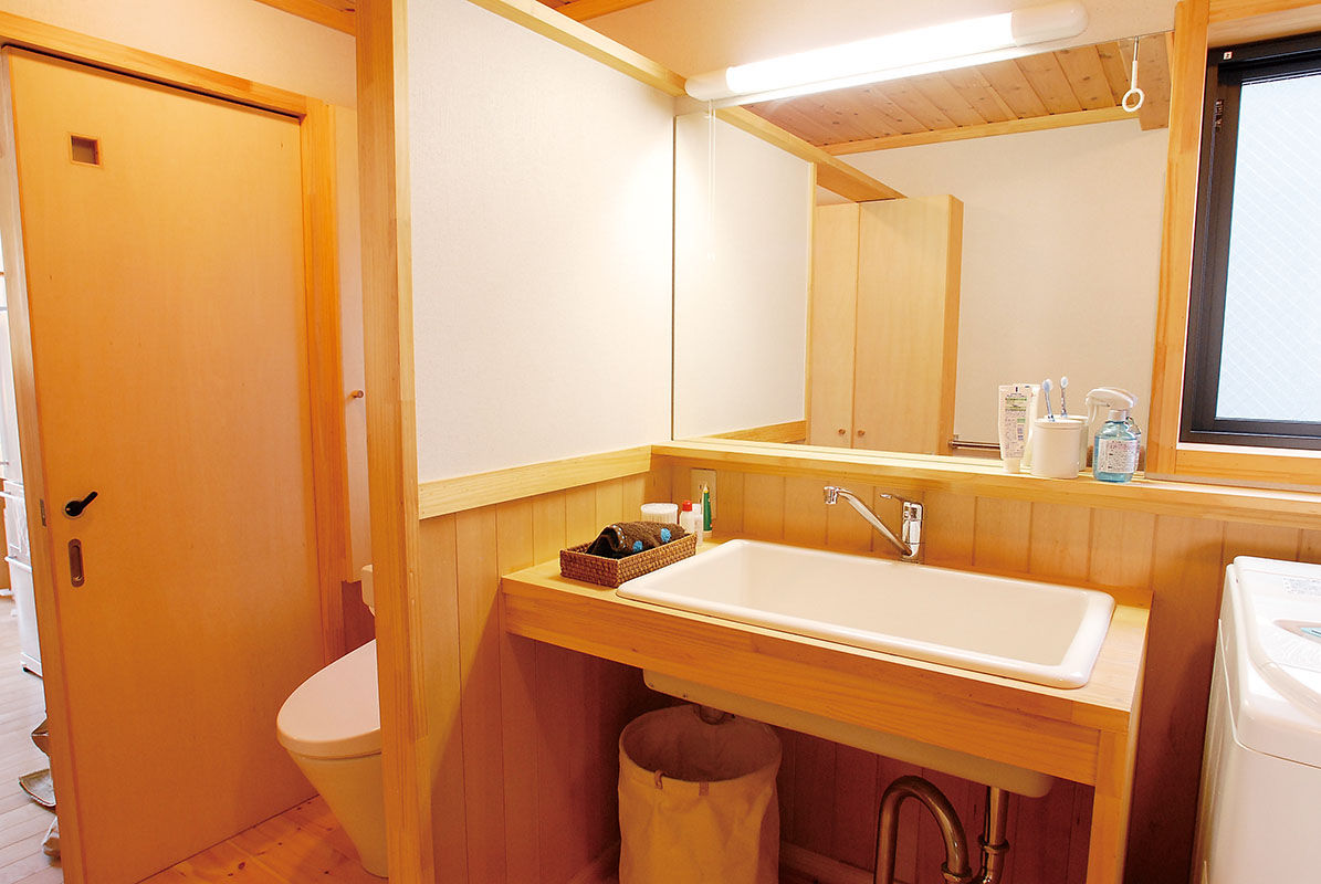 BAUHOUSE -住まい設計工房バウハウス- 【平屋/21坪/間取り図】使い込んだジーンズのように味わいを深める、人が集う平屋のガレージハウスの建築実例画像9