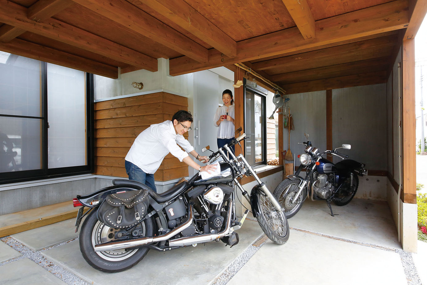 BAUHOUSE -住まい設計工房バウハウス- 【吹抜け/土間/39坪/間取り図】土間リビング、バイクガレージのある大屋根の家の建築実例画像4