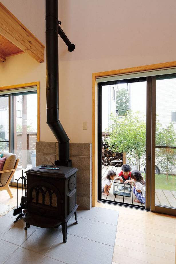 BAUHOUSE -住まい設計工房バウハウス- 【2階建て/薪ストーブ/30坪/間取り図】子どもと一緒に自然の心地よさを体感。のびのび暮らせる家の建築実例画像2