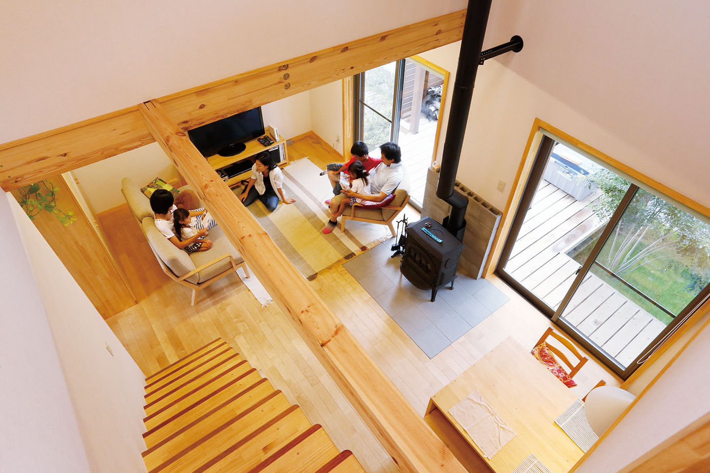 BAUHOUSE -住まい設計工房バウハウス- 【2階建て/薪ストーブ/30坪/間取り図】子どもと一緒に自然の心地よさを体感。のびのび暮らせる家の建築実例画像4