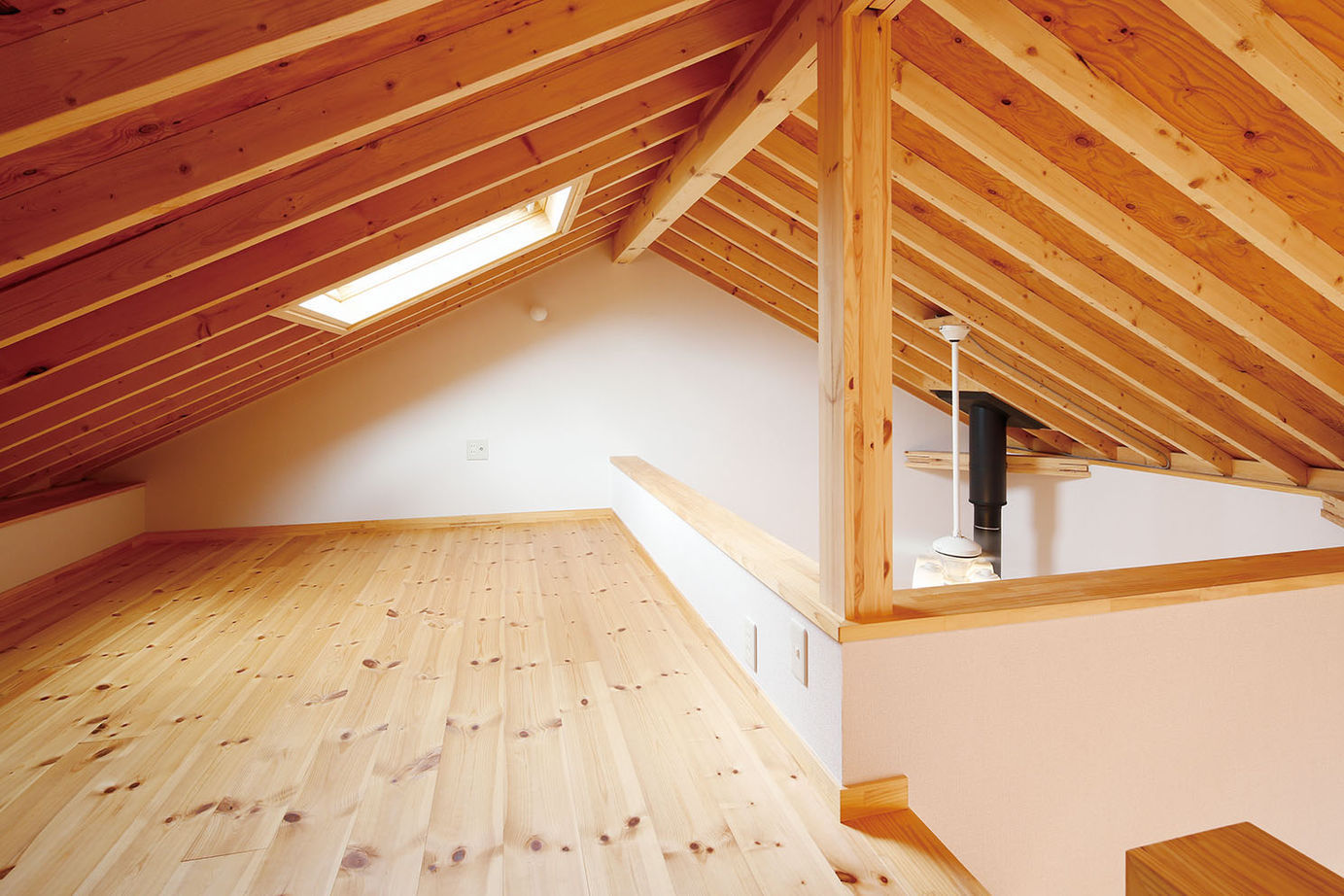 BAUHOUSE -住まい設計工房バウハウス- 【2階建て/薪ストーブ/30坪/間取り図】子どもと一緒に自然の心地よさを体感。のびのび暮らせる家の建築実例画像8