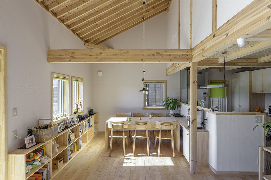 BAUHOUSE -住まい設計工房バウハウス- 【平屋風/切妻屋根/36坪/間取り図】ウッドデッキから見渡す景色に感じる「我が家がリゾートになる幸せ」の建築実例画像4