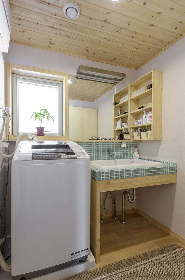 BAUHOUSE -住まい設計工房バウハウス- 【平屋風/切妻屋根/36坪/間取り図】ウッドデッキから見渡す景色に感じる「我が家がリゾートになる幸せ」の建築実例画像10