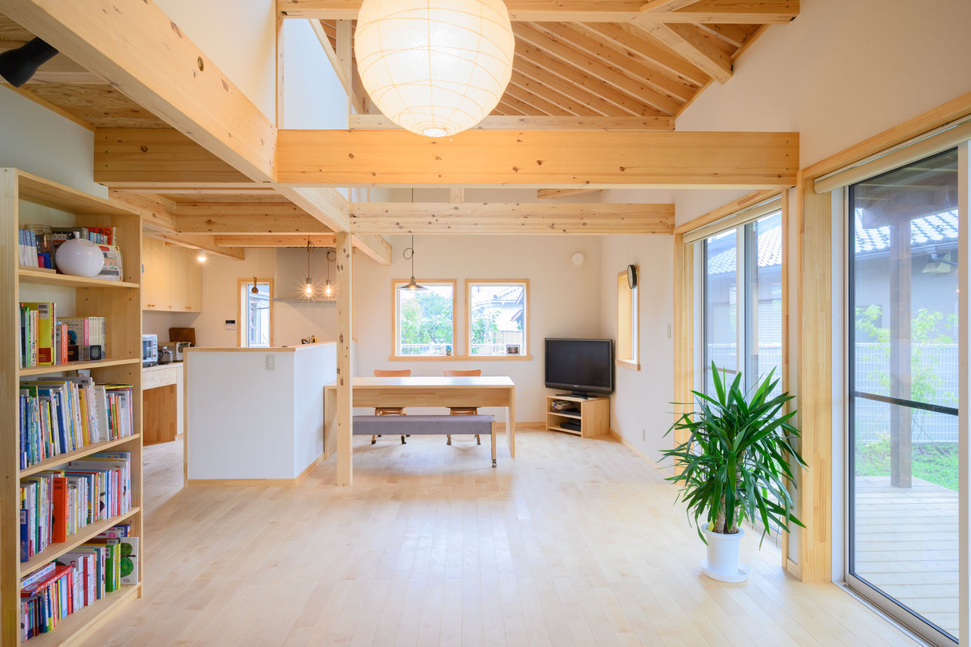 BAUHOUSE -住まい設計工房バウハウス- 【2階建て/家庭菜園/35坪/間取り図】子育て世代の「住・食・遊・育」を備えている平屋風の住まいの建築実例画像7