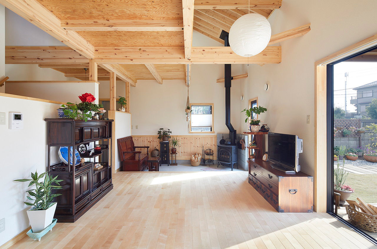 BAUHOUSE -住まい設計工房バウハウス- 【2階建て/42坪/間取り図】3世代がほど良い距離感で、仲良く快適に暮らす「思いをつなぐ家」の建築実例画像3