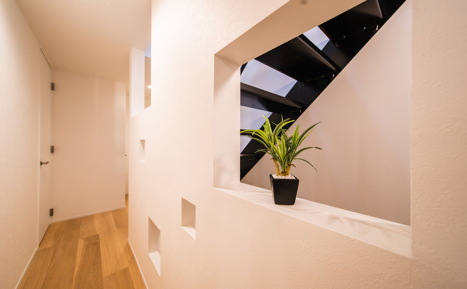 一級建築士事務所　タイセーハウジング 【横浜市神奈川区/ビルトインガレージ/間取り図有】遊び心満載な空間作り。囲炉裏がある3階建て二世帯住宅の建築実例画像10