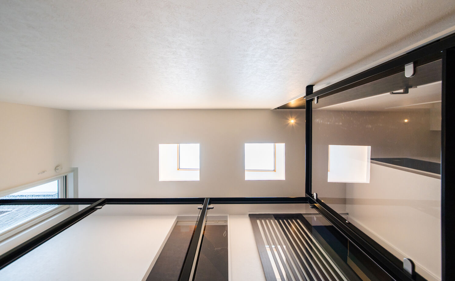 一級建築士事務所　タイセーハウジング 【横浜市神奈川区/ビルトインガレージ/間取り図有】遊び心満載な空間作り。囲炉裏がある3階建て二世帯住宅の建築実例画像15