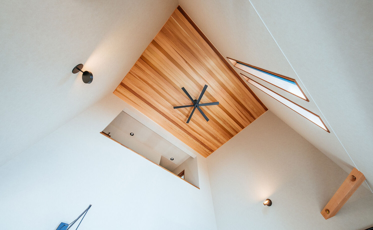 一級建築士事務所　タイセーハウジング 【厚木市/ウッドデッキ/3LDK/間取り図】暮らしに沿った帰宅動線に家と外とを繋ぐスクエアデザインの家の建築実例画像4