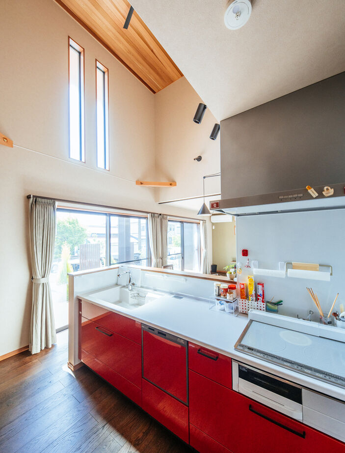 一級建築士事務所　タイセーハウジング 【厚木市/ウッドデッキ/3LDK/間取り図】暮らしに沿った帰宅動線に家と外とを繋ぐスクエアデザインの家の建築実例画像7