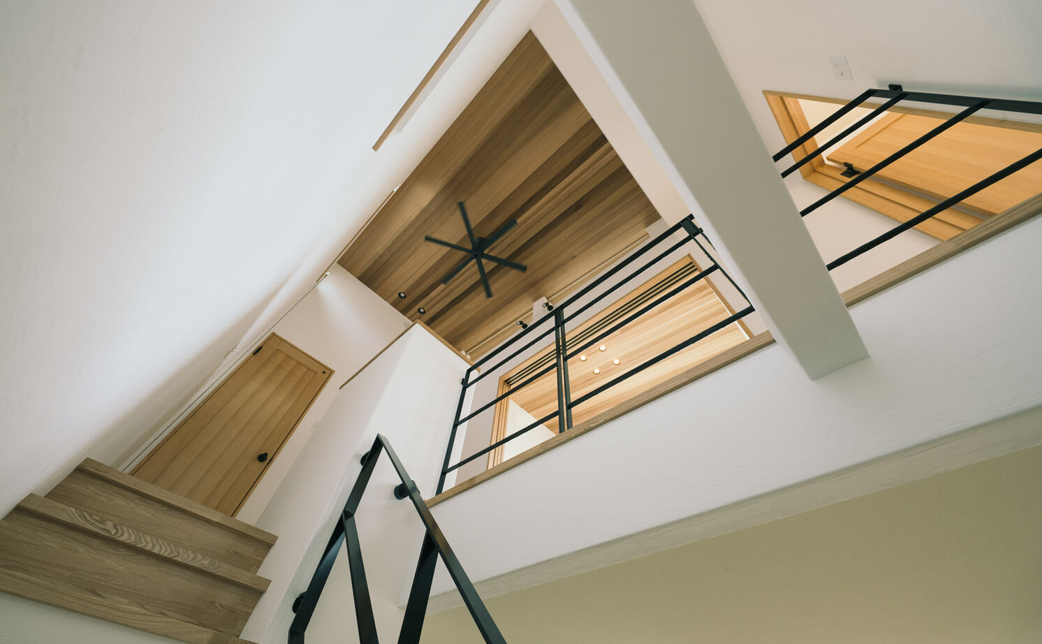 一級建築士事務所　タイセーハウジング 【東京都/自然素材/間取り図】インテリアに溶け込むデザイン空間。優しい色合いのスタイリッシュな縦型住宅の建築実例画像8