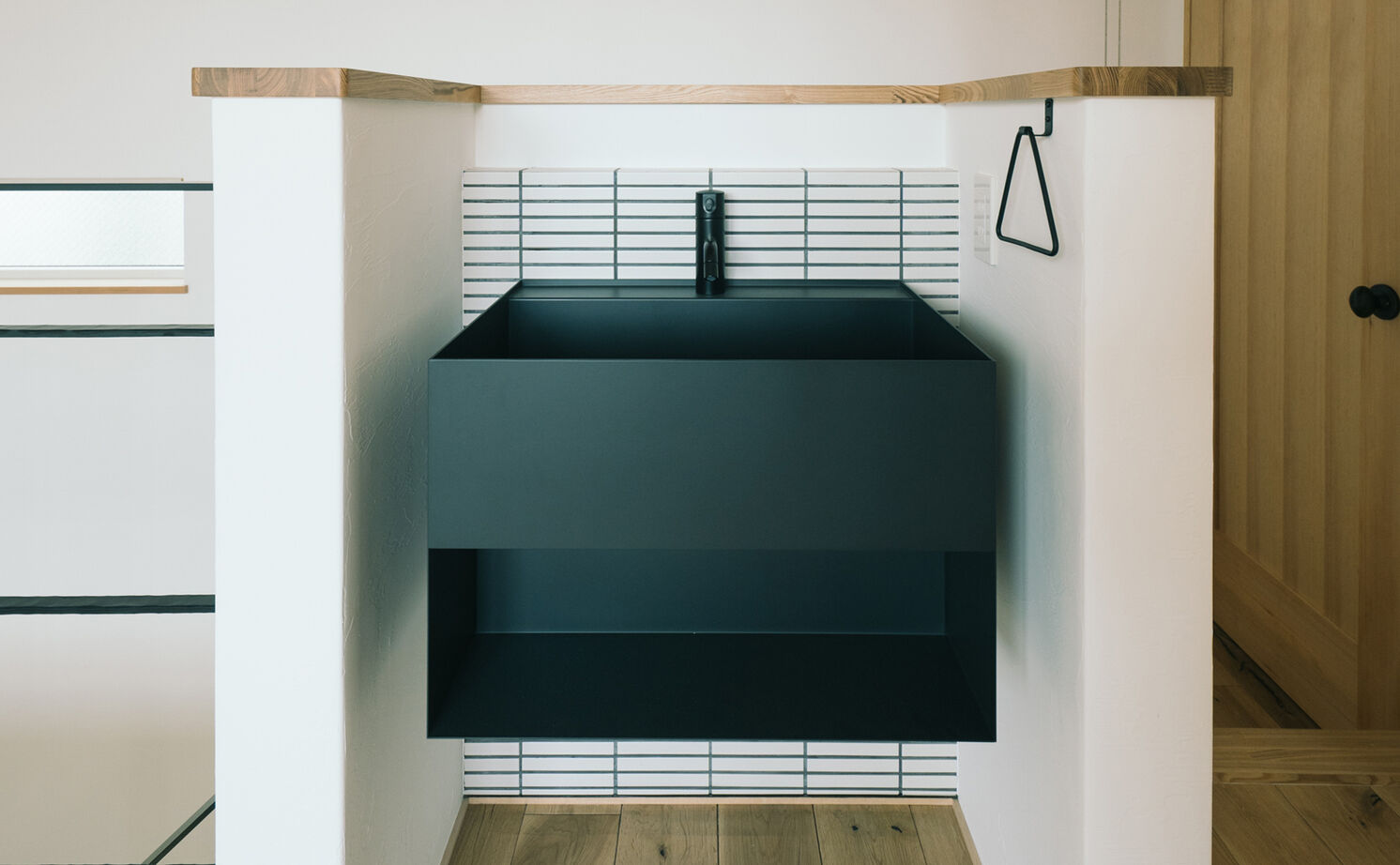 一級建築士事務所　タイセーハウジング 【東京都/自然素材/間取り図】インテリアに溶け込むデザイン空間。優しい色合いのスタイリッシュな縦型住宅の建築実例画像10