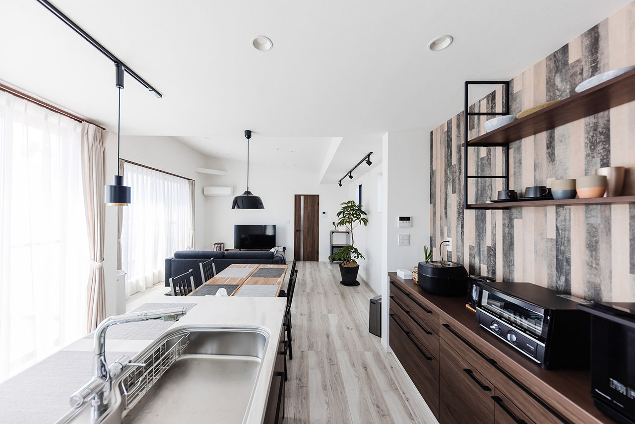 一級建築士事務所　タイセーハウジング 【座間市/バリアフリー】天井高を利用した「KURA」や生活リズムの違いに配慮した3階建ての二世帯住宅の建築実例画像3