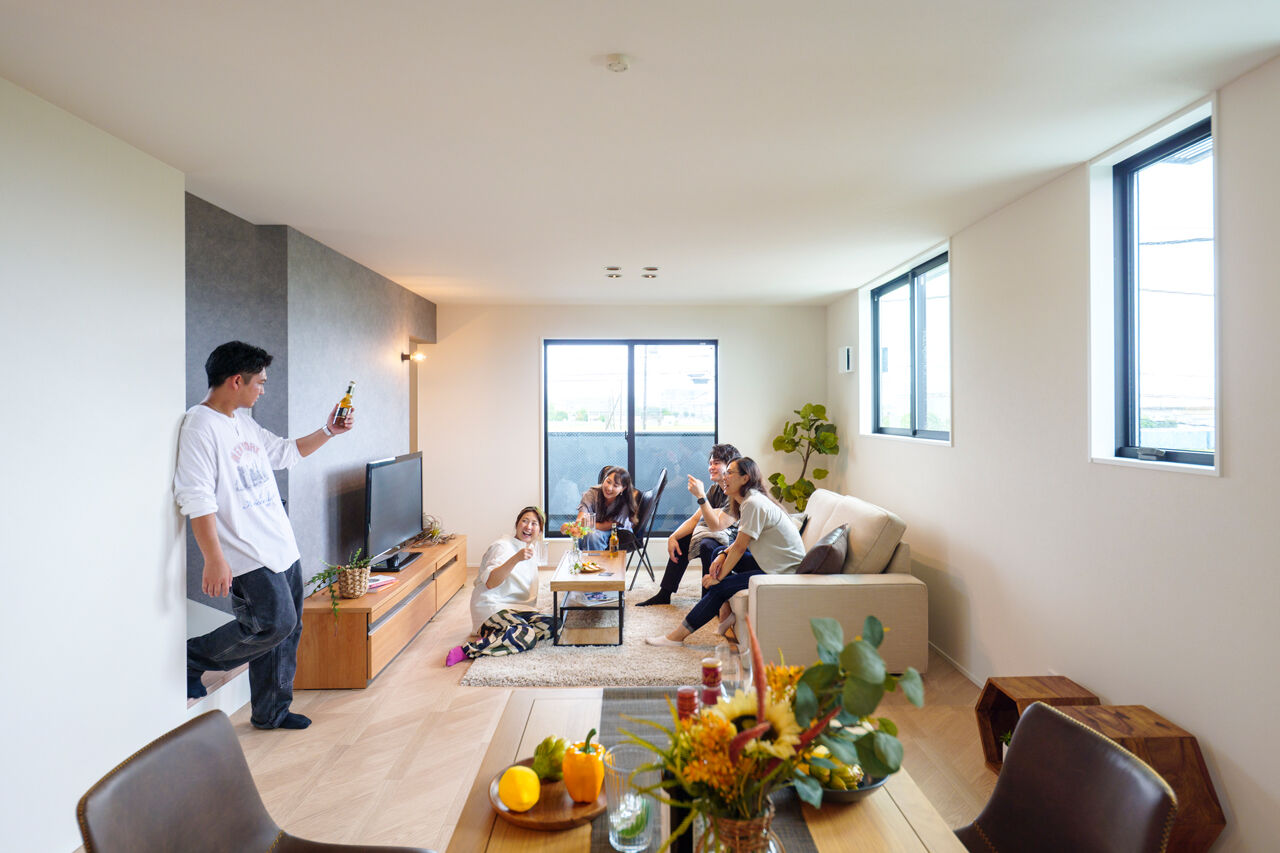 一級建築士事務所　タイセーハウジング 【神奈川県厚木市／間取り図】仕事の息抜きに、休日の家族団らんに。田園風景を一望する屋上庭園の建築実例画像3