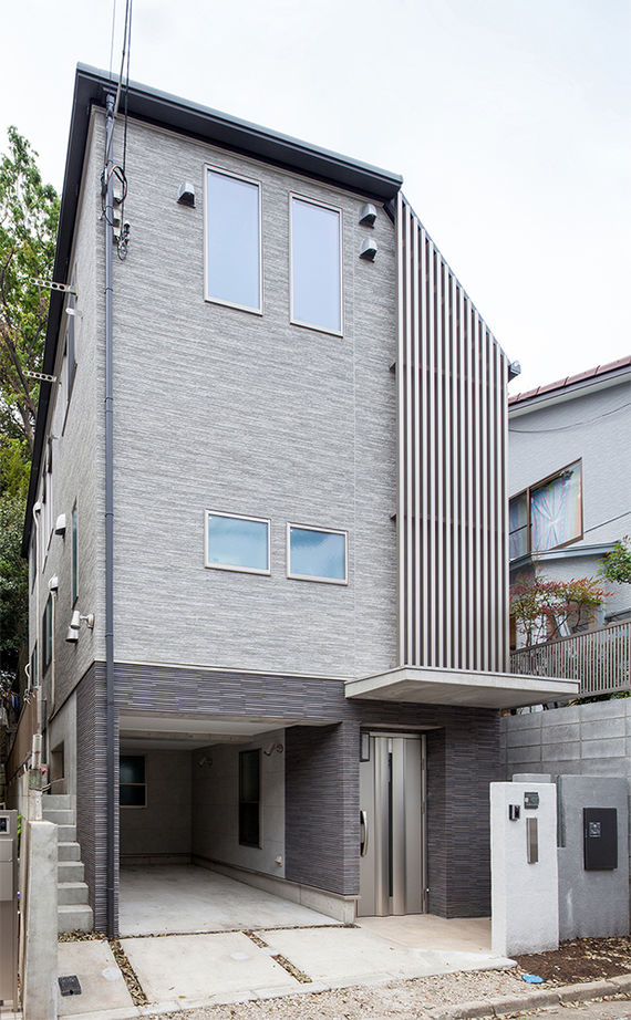 Suumo 3100万円 30坪 間取り有 東京 傾斜地を活かしたビルトインガレージと半地下で 都心にゆったり暮らす 木下工務店 の建築実例詳細 注文住宅