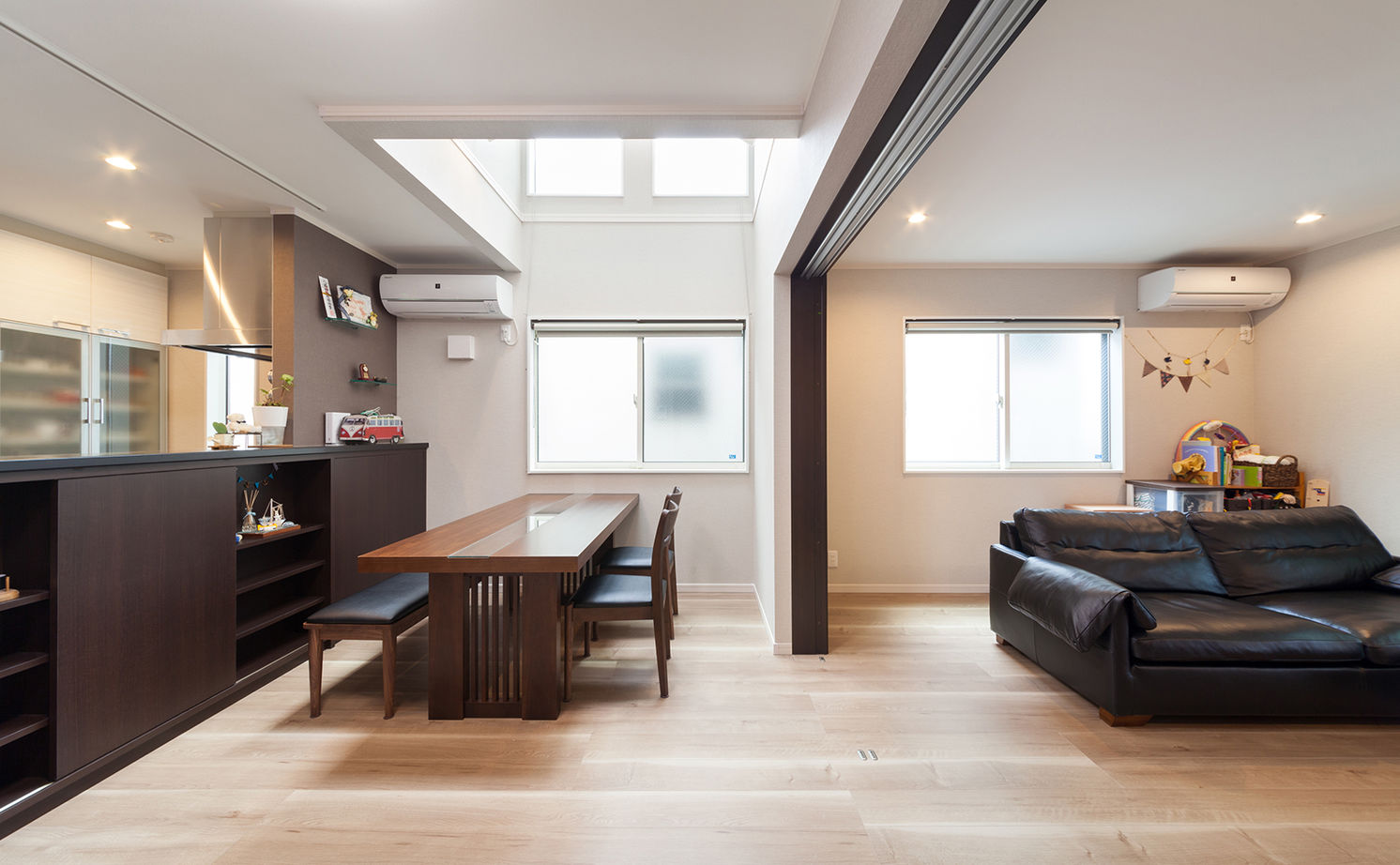 木下工務店 【3100万円/30坪/間取り図/東京/吹き抜け】傾斜地を活かしたビルトインガレージと半地下でゆったりと暮らすの建築実例画像2