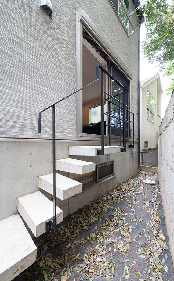 木下工務店 【3100万円/30坪/間取り図/東京/吹き抜け】傾斜地を活かしたビルトインガレージと半地下でゆったりと暮らすの建築実例画像7