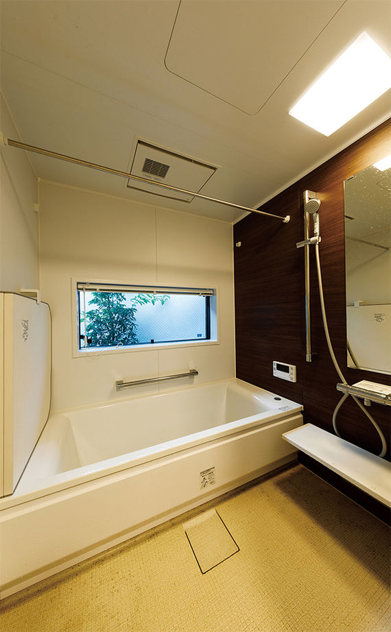 木下工務店 【3100万円/33坪/東京/アイランドキッチン】吹き抜けで明るくのびやかな空間 屋上や床下大収納のある住まいの建築実例画像9