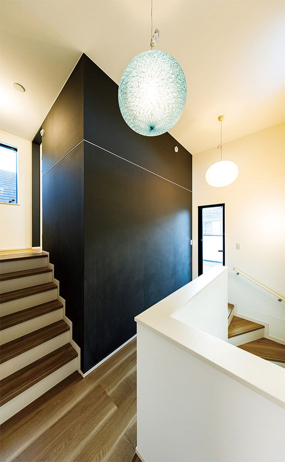 木下工務店 【3100万円/33坪/東京/アイランドキッチン】吹き抜けで明るくのびやかな空間 屋上や床下大収納のある住まいの建築実例画像12