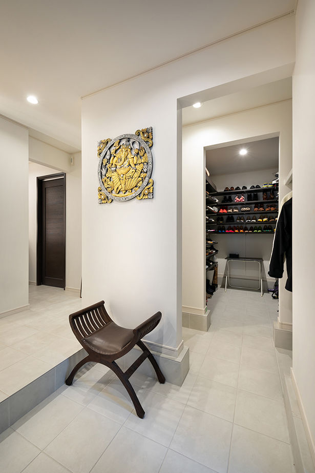 木下工務店 【ビルトインガレージ／アジアンテイスト／間取図有】家族の気配にやすらぐバリ風リゾートの住まいの建築実例画像12