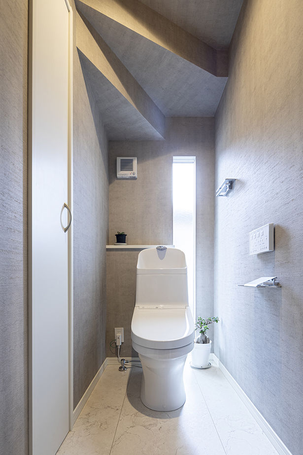 木下工務店 【吹抜／屋上／サンルーム／旗竿地／間取図有】ホテルを想わせる明るい大空間。開放感が生む家族のつながりの建築実例画像18