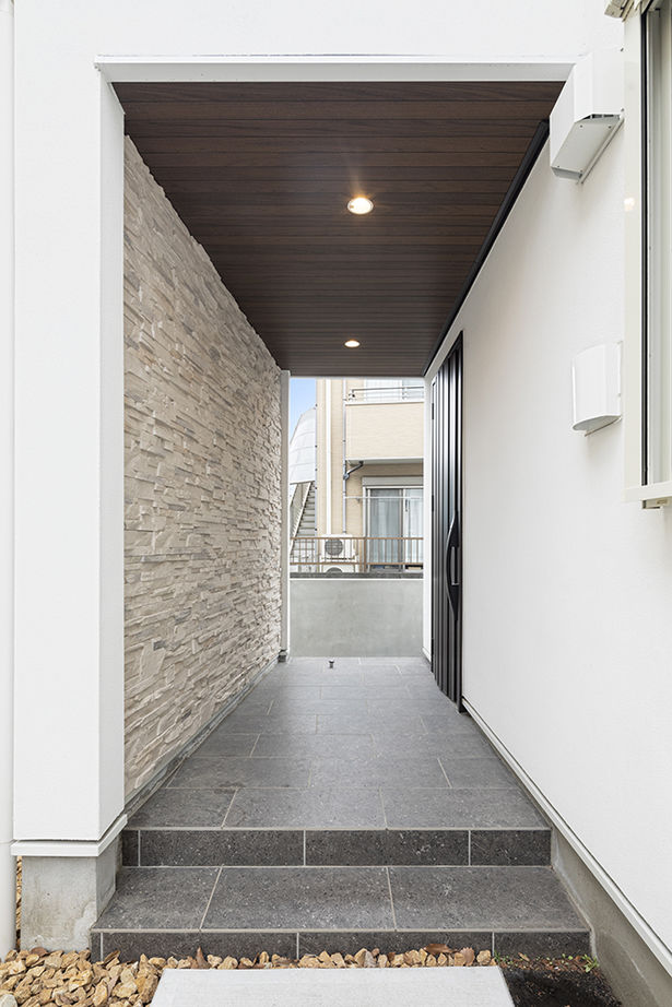 木下工務店 【吹抜／屋上／サンルーム／旗竿地／間取図有】ホテルを想わせる明るい大空間。開放感が生む家族のつながりの建築実例画像19