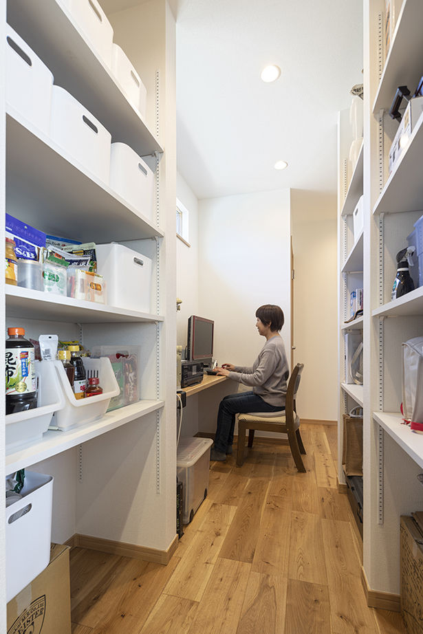 木下工務店 【2400万円台／2階リビング／屋上／間取図有】明るさと開放感、アウトドアの気持ちよさを愉しむ家の建築実例画像8