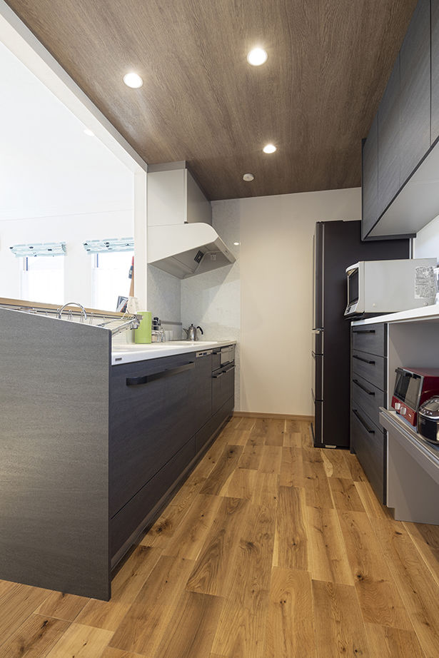 木下工務店 【2400万円台／2階リビング／屋上／間取図有】明るさと開放感、アウトドアの気持ちよさを愉しむ家の建築実例画像9