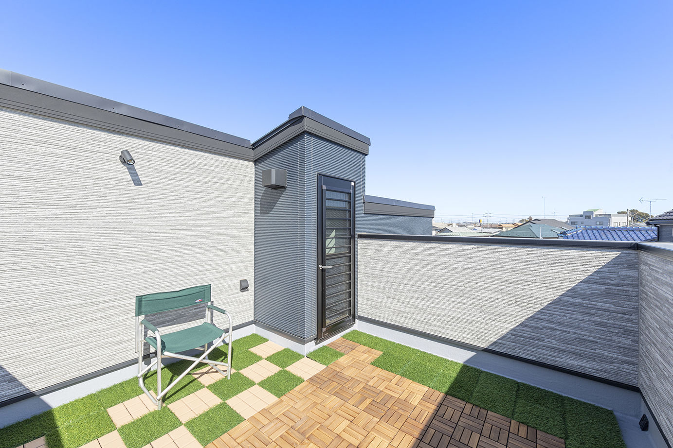 木下工務店 【2400万円台／2階リビング／屋上／間取図有】明るさと開放感、アウトドアの気持ちよさを愉しむ家の建築実例画像16