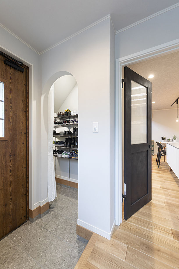 木下工務店 【2100万円台／吹抜／動線／間取図有】光に包まれる大空間とヌックの心地よさが、やさしく時間を紡ぐ家の建築実例画像18