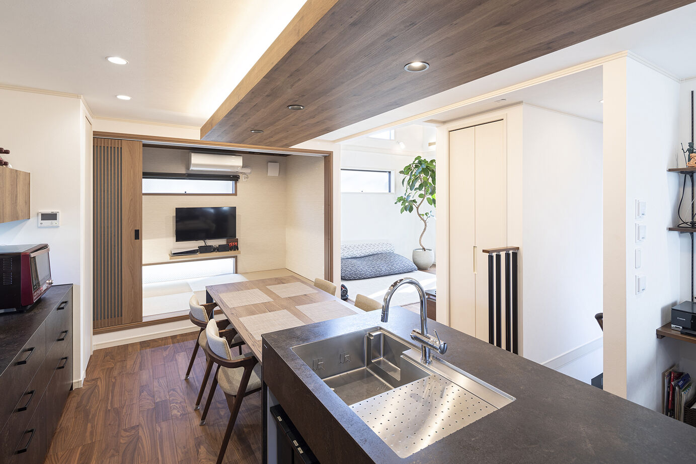 木下工務店 【3800万円台／ビルトインガレージ／間取図有】アウトドアにつながる暮らし。日々の効率、動線も大切にの建築実例画像3