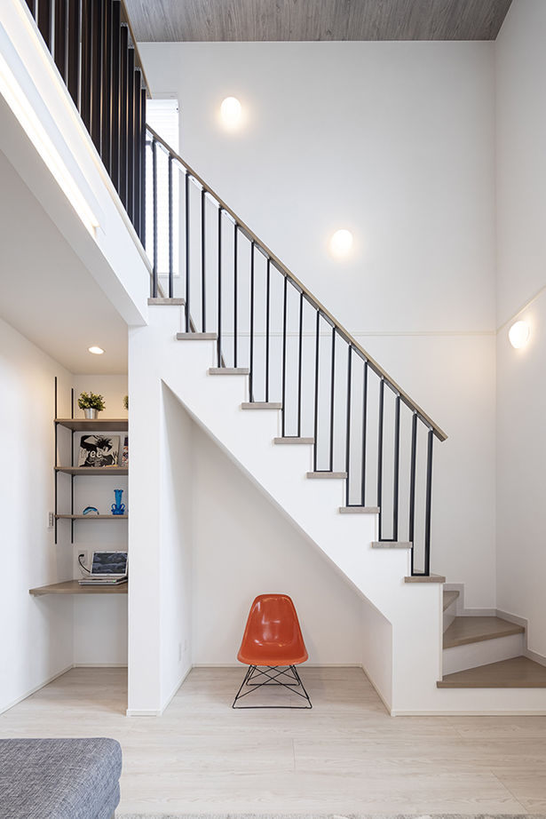 木下工務店 【3200万円／狭小／3階建て／吹抜／間取図有】限られた敷地でもゆとりの佇まい。明るさと開放感の室内の建築実例画像7