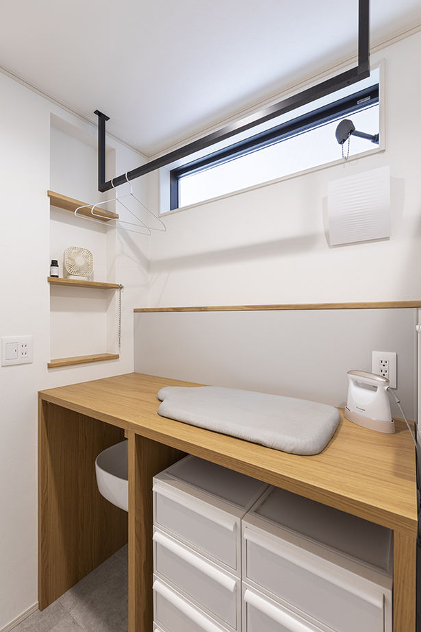 木下工務店 【3000万円～3499万円／2階リビング／ビルトインガレージ】光と風のバルコニーからLDKへ続く心地よさの建築実例画像13