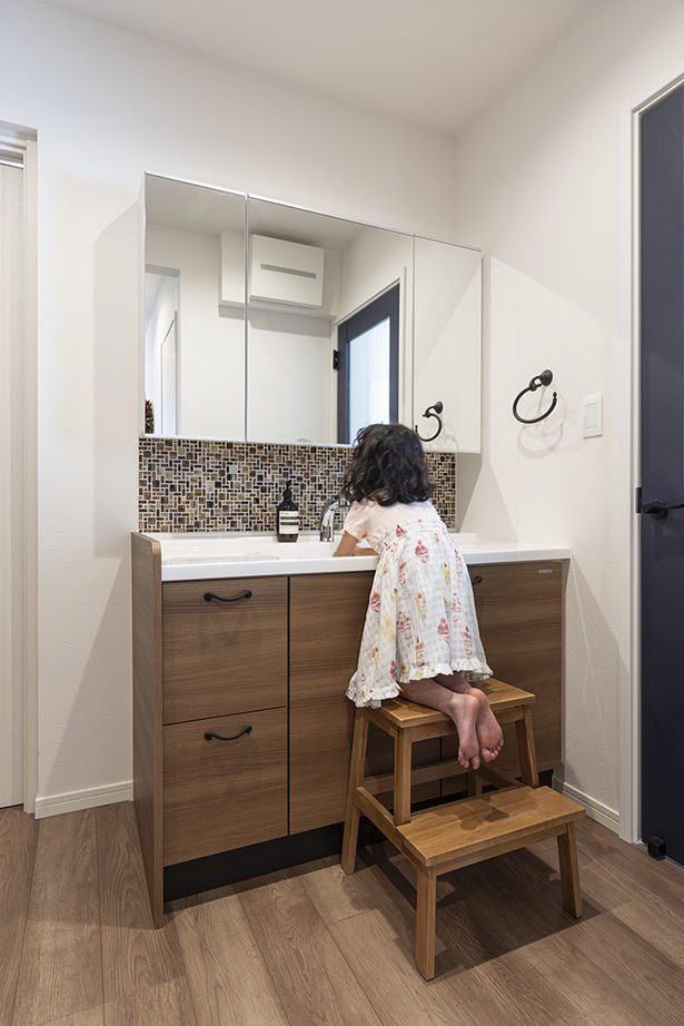 木下工務店 【2500万円～2999万円／収納充実／家事動線】ナチュラルで優しい心地よさ。地震に対する強さも自慢の建築実例画像17