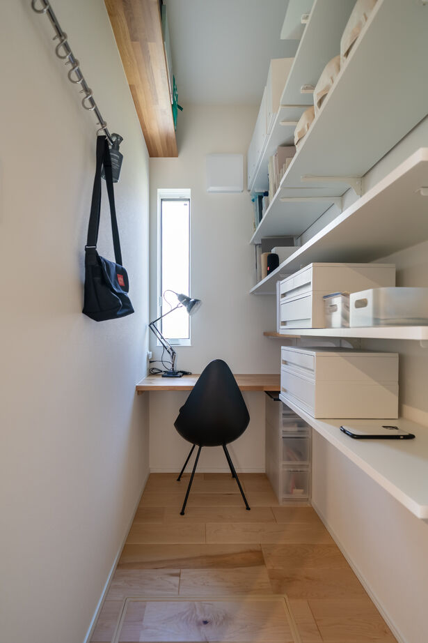 木下工務店 【2階建て/吹抜け/29坪】開放的な吹抜け空間に、四角い空を切り取る家の建築実例画像11