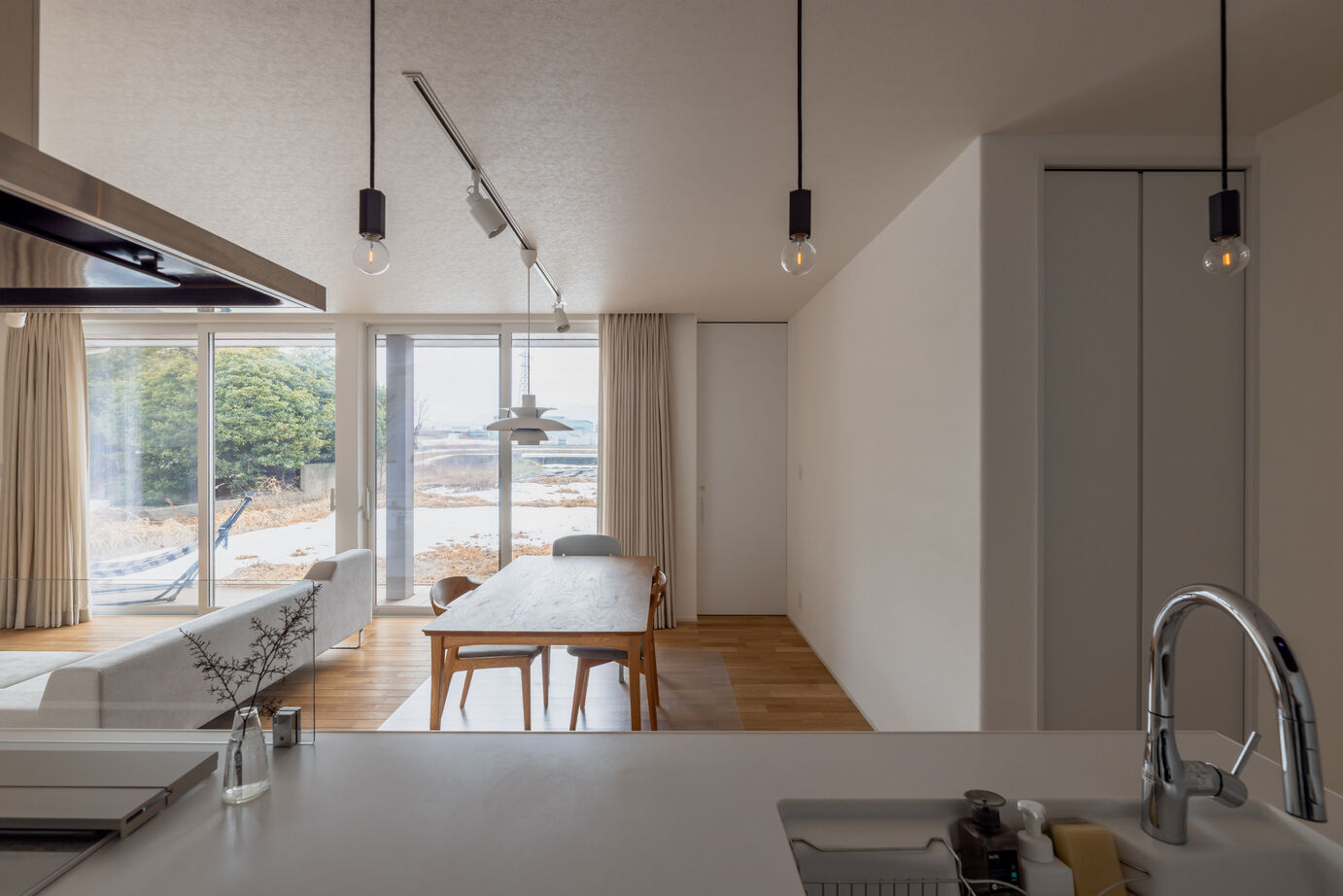 山下ホーム 【36.0坪】山と海 2つの眺望を愉しむ和モダンの家の建築実例画像8