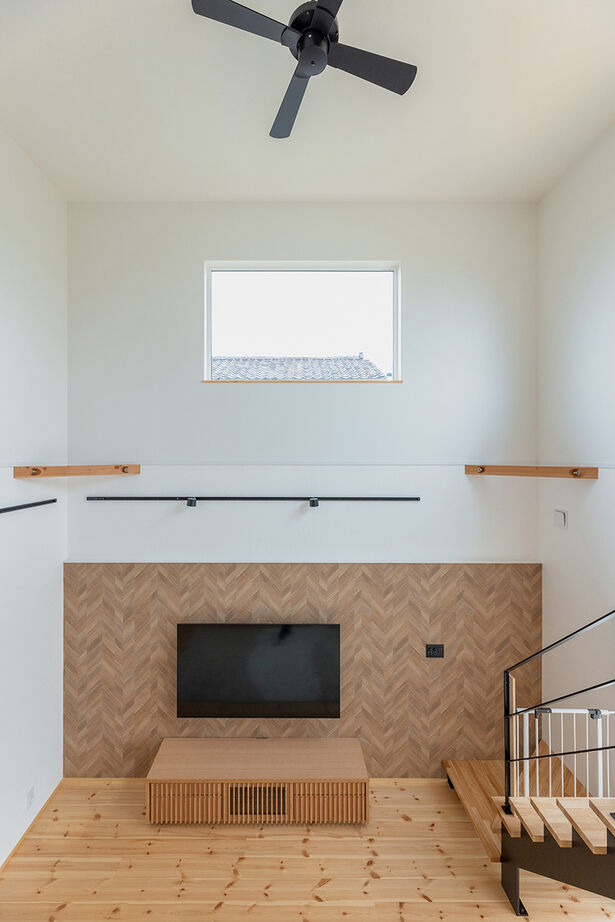 山下ホーム 【魚津市/38.4坪/2000万円台/吹き抜け】ゆとりのLDKと効率的な家事動線で、家族の思い出が増える家の建築実例画像3