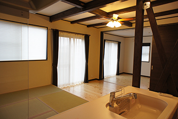 木のぬくもりアシストホーム 【コミコミ2000万円/長期優良住宅/間取り図有】開放的なLDKと収納充実で暮らしやすい、安心＆快適な住まいの建築実例画像3