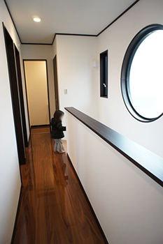 木のぬくもりアシストホーム 【コミコミ2000万円/長期優良住宅/間取り図有】開放的なLDKと収納充実で暮らしやすい、安心＆快適な住まいの建築実例画像7