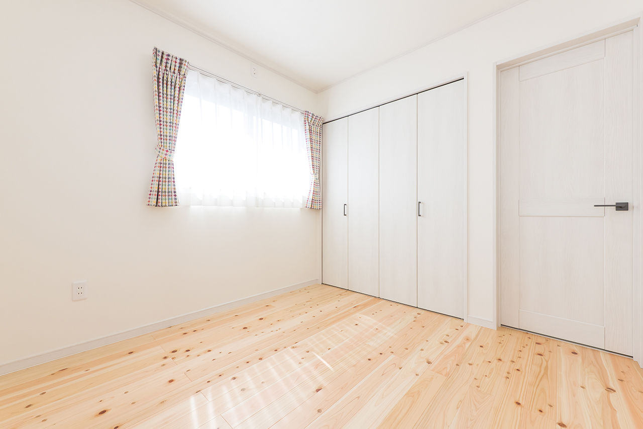 木のぬくもりアシストホーム 【2000万円/平屋スタイル/間取図有】9.6kW太陽光実質0円※のZEH住宅×自然素材で、理想の家を実現！の建築実例画像8