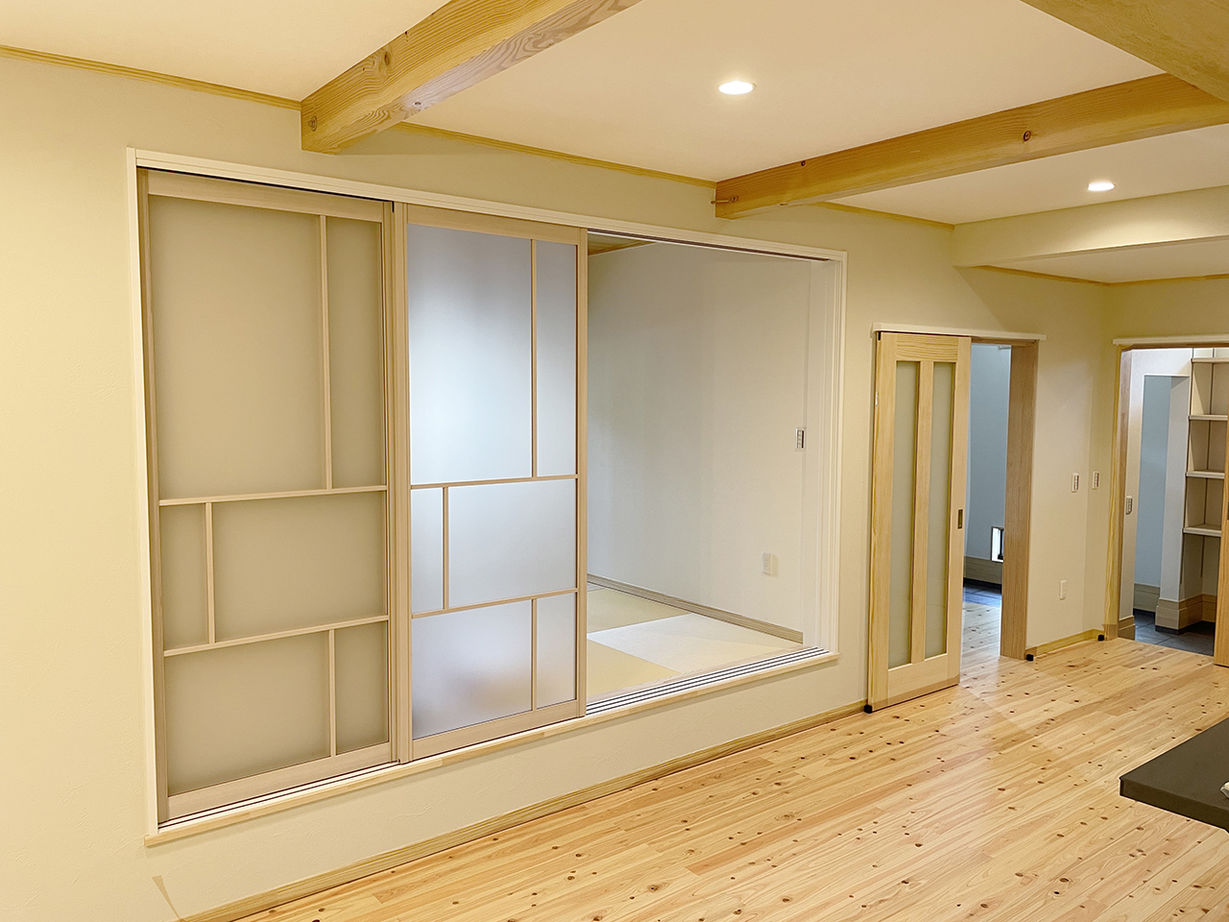 木のぬくもりアシストホーム 【3000万円台/平屋/間取り図有/国産ひのき】LDKを囲んだ回遊動線にこだわった、生活しやすい自然素材の家の建築実例画像4