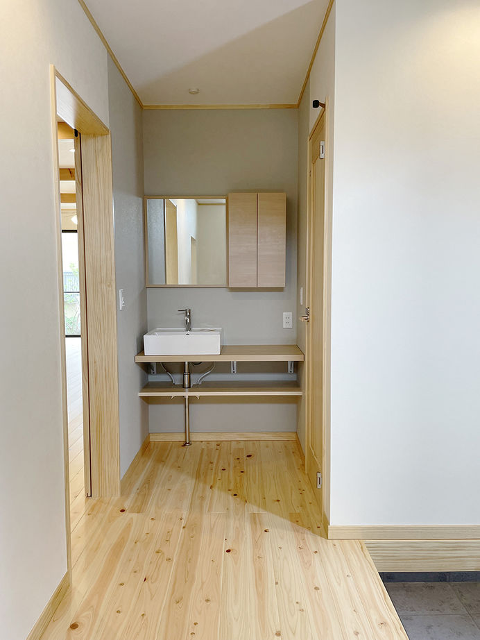 木のぬくもりアシストホーム 【3000万円台/平屋/間取り図有/国産ひのき】LDKを囲んだ回遊動線にこだわった、生活しやすい自然素材の家の建築実例画像10