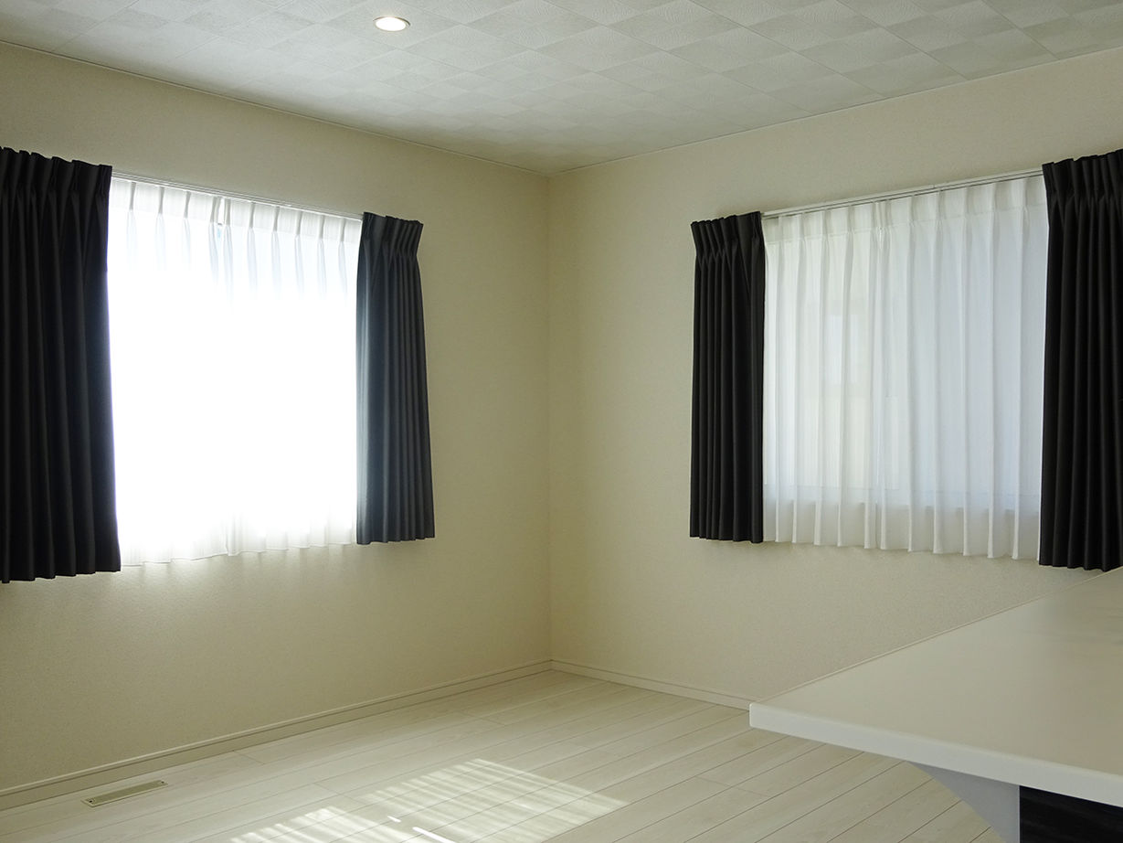 ファースト設計 【富山市×4LDK】子どもたちは雪の日も素足で、夏の暑い日も屋根裏収納で元気に遊ぶ家の建築実例画像3