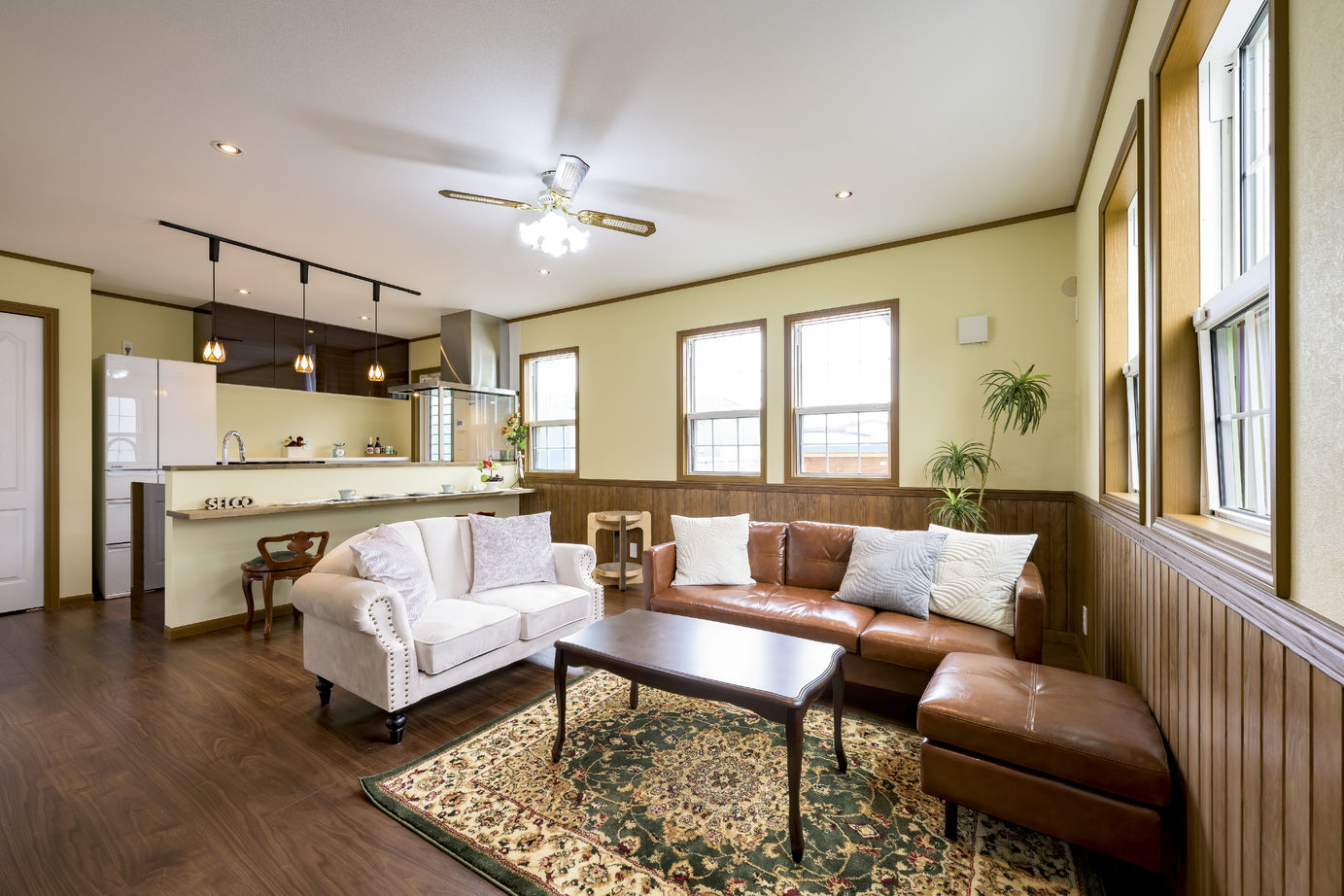 カシワ建設 【輸入住宅】猫と暮らす理想の輸入住宅を実現　海外セレブのような住まいの建築実例画像2