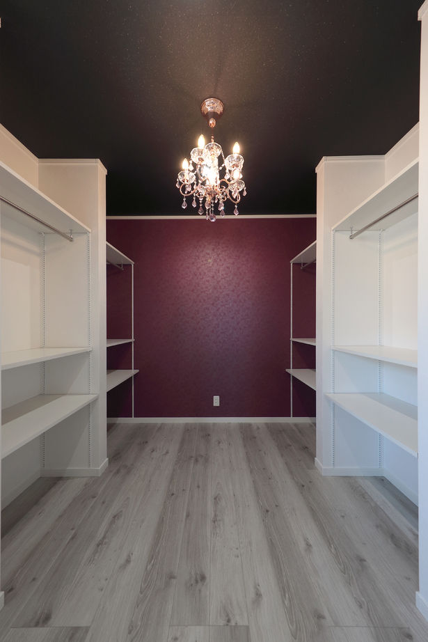 カシワ建設 【輸入住宅】塔屋のある輸入住宅　動線や収納を工夫して住み心地の良い理想の住まいの建築実例画像8