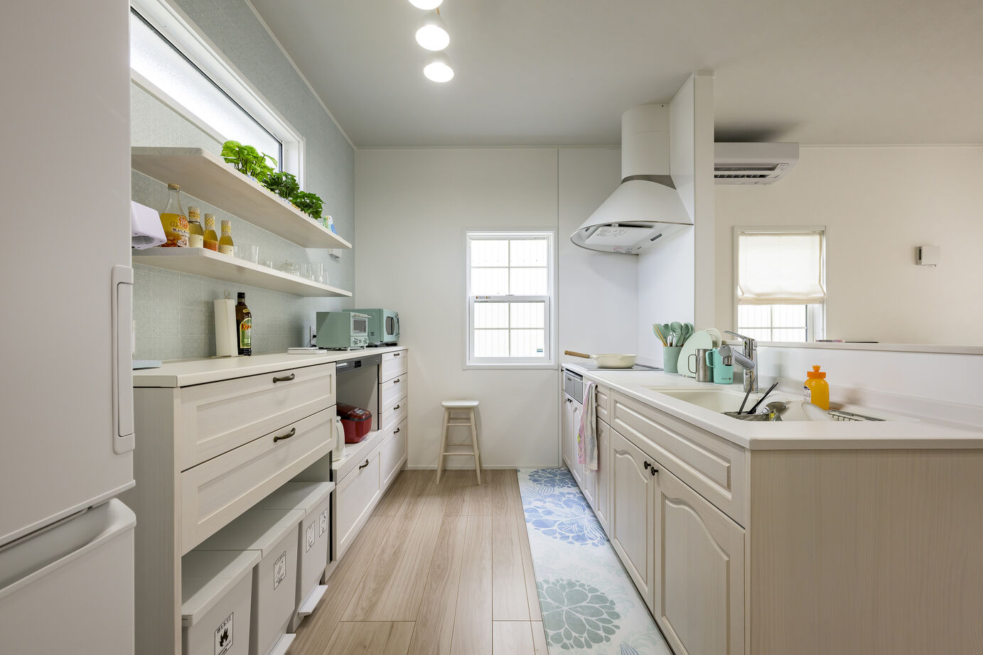 カシワ建設 【輸入住宅】1つの家で様々なテイストが楽しめる平屋の建築実例画像4