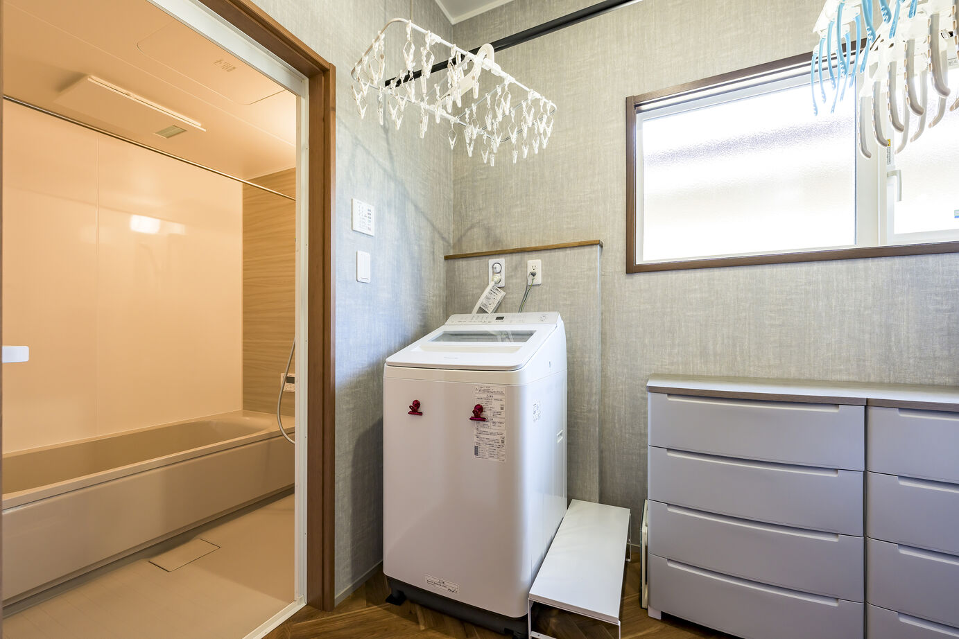 カシワ建設 【輸入住宅】1つの家で様々なテイストが楽しめる平屋の建築実例画像7