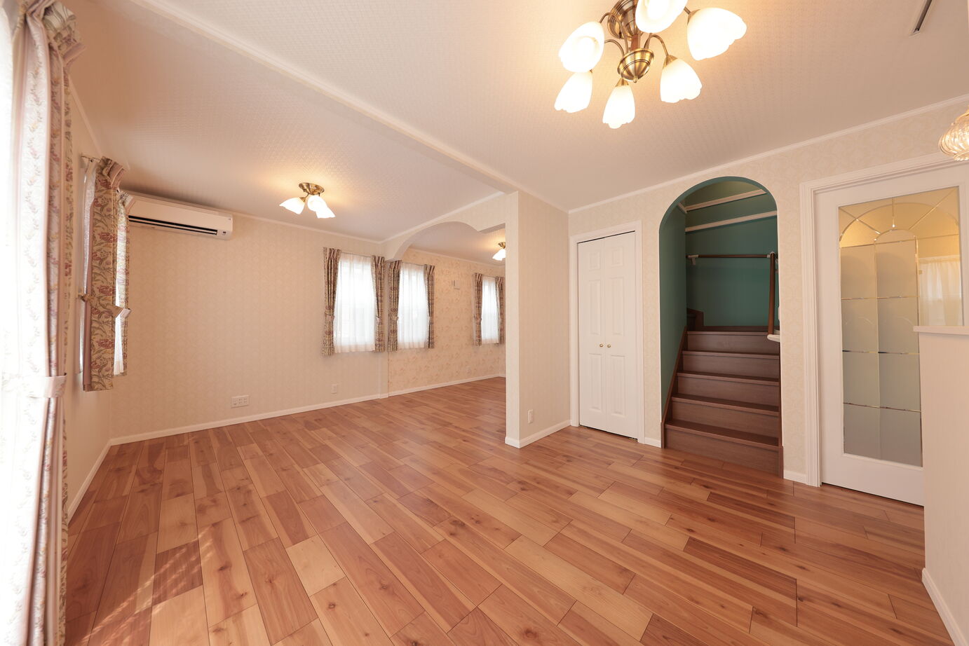 カシワ建設 【輸入住宅】大好きなテーマパークの要素を盛り込んだアメリカンな家の建築実例画像3