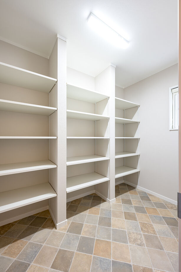 カシワ建設 【輸入住宅】憧れのアーリーアメリカンな外観。お気に入りを詰め込んだ住まいの建築実例画像4