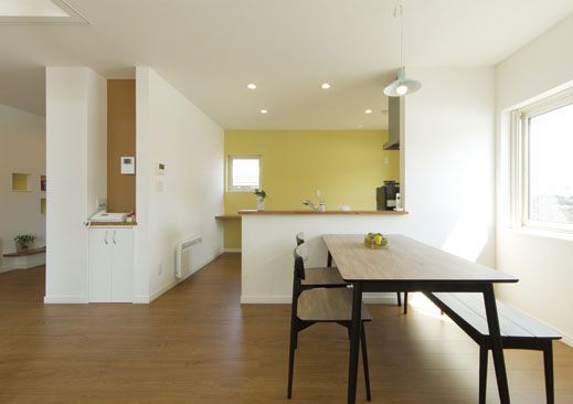 マルトモホーム 【スキップフロア/4人家族/3LDK+フリースペース】グランドストレージも大活用　子育て目線で住み心地上々！の建築実例画像5